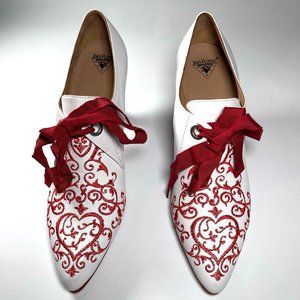 Fluevog Zoe lace-up heels, red and white, size 8.5